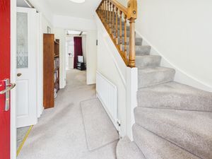 ENTRANCE HALLWAY- click for photo gallery